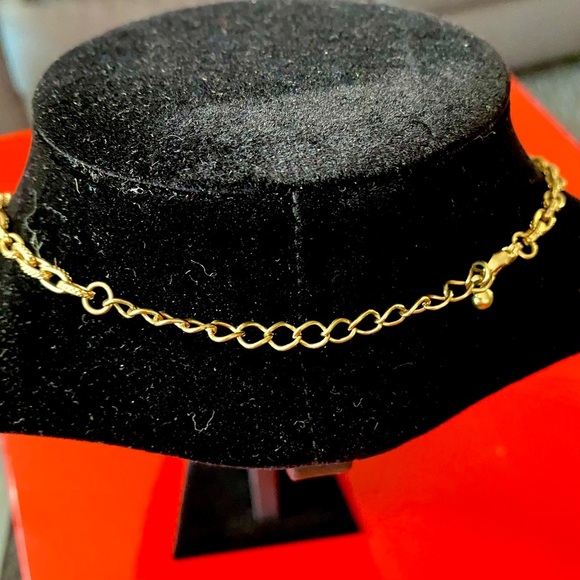 Elegant Gold and Orange Beaded Necklace - Picture 6 of 6